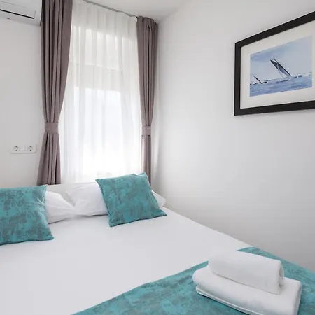 Providenca - Beachfront *