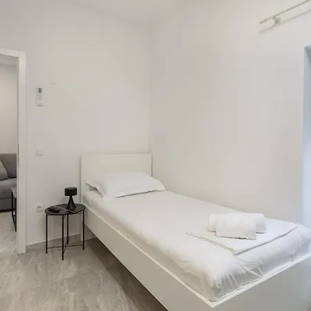 Providenca - Beachfront * Makarska