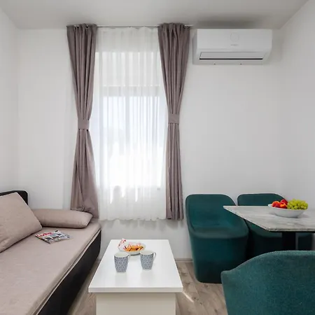 Providenca - Beachfront Апартаменты *