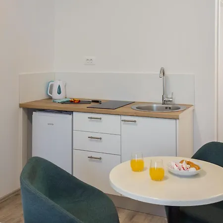 Providenca - Beachfront Апартаменты