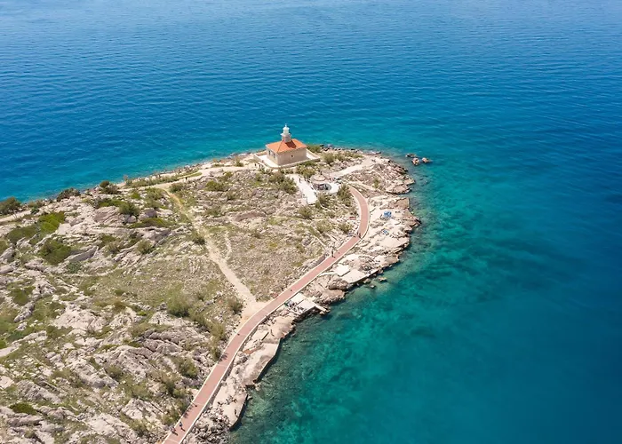 Apartman Beachfront Apartments Makarska